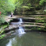 giants bathub Solid sandstone channels the stream over a small waterfall that empties into the pool called the Giant’s Bathtub. Geologists say these pools develop and grow larger by the action of rocks and pebbles getting swirled around.